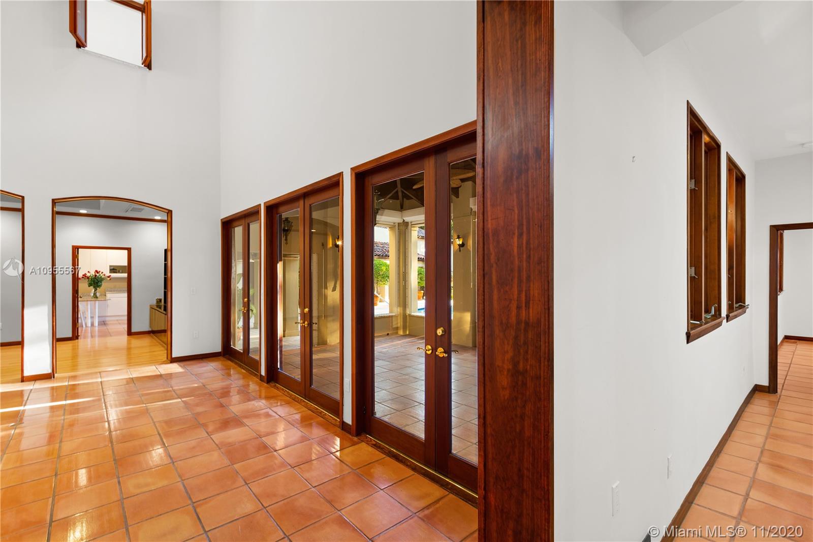 JOURNEYS END ESTATES - Residential