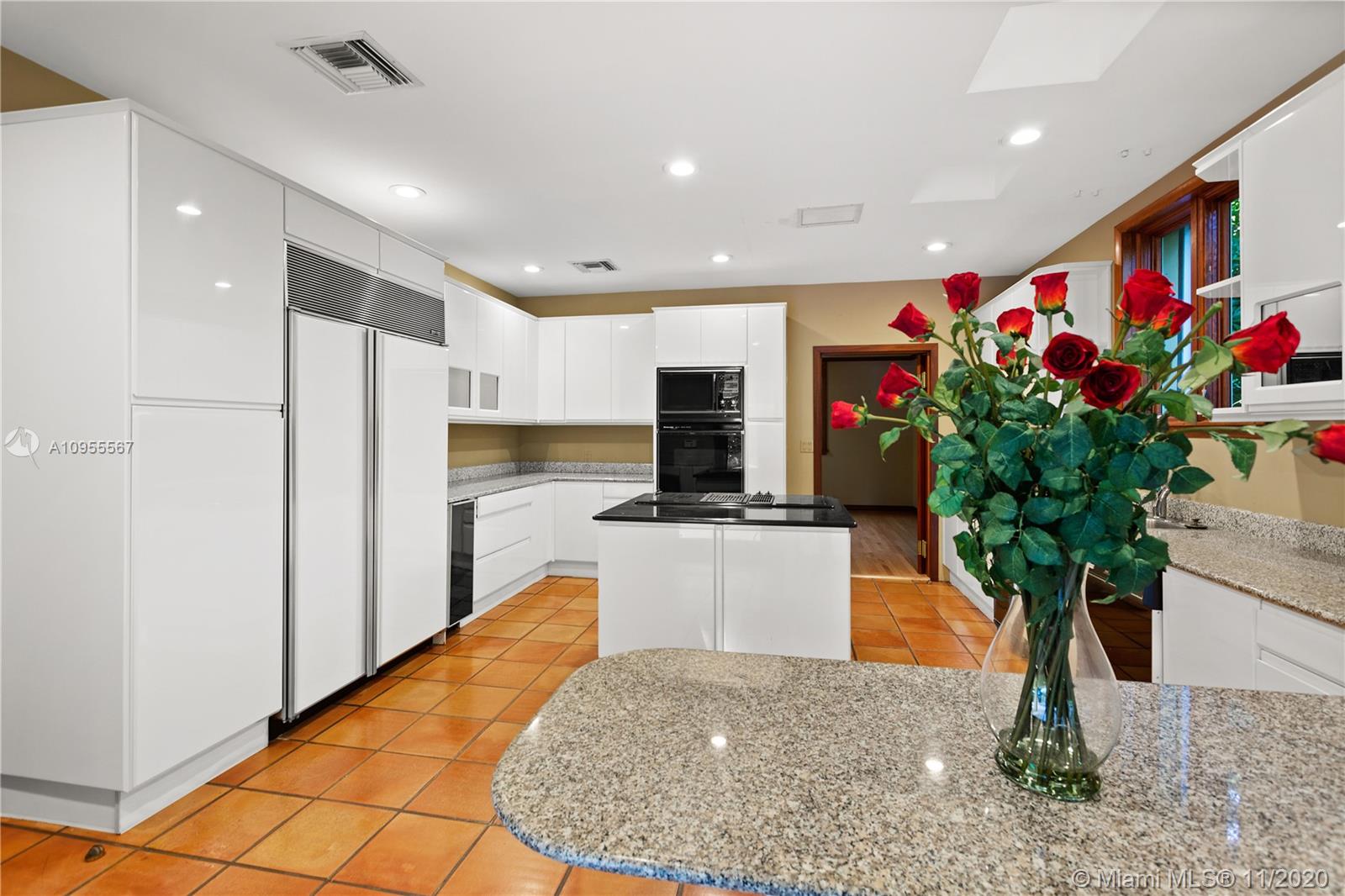 JOURNEYS END ESTATES - Residential