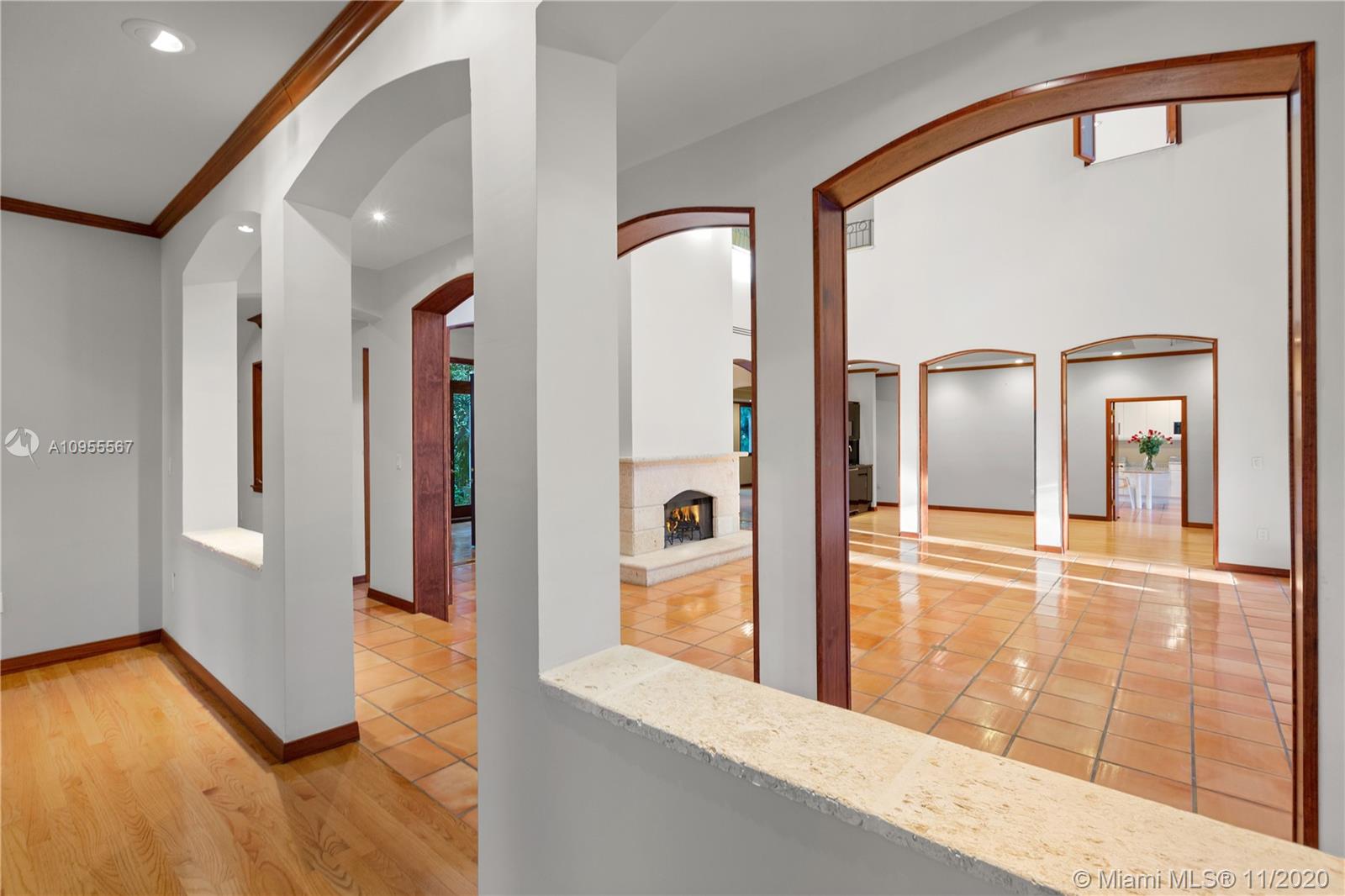 JOURNEYS END ESTATES - Residential