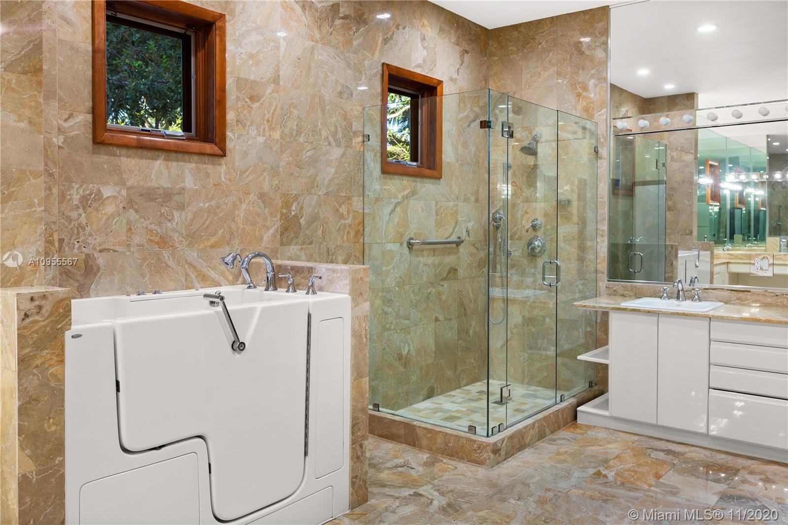 JOURNEYS END ESTATES - Residential