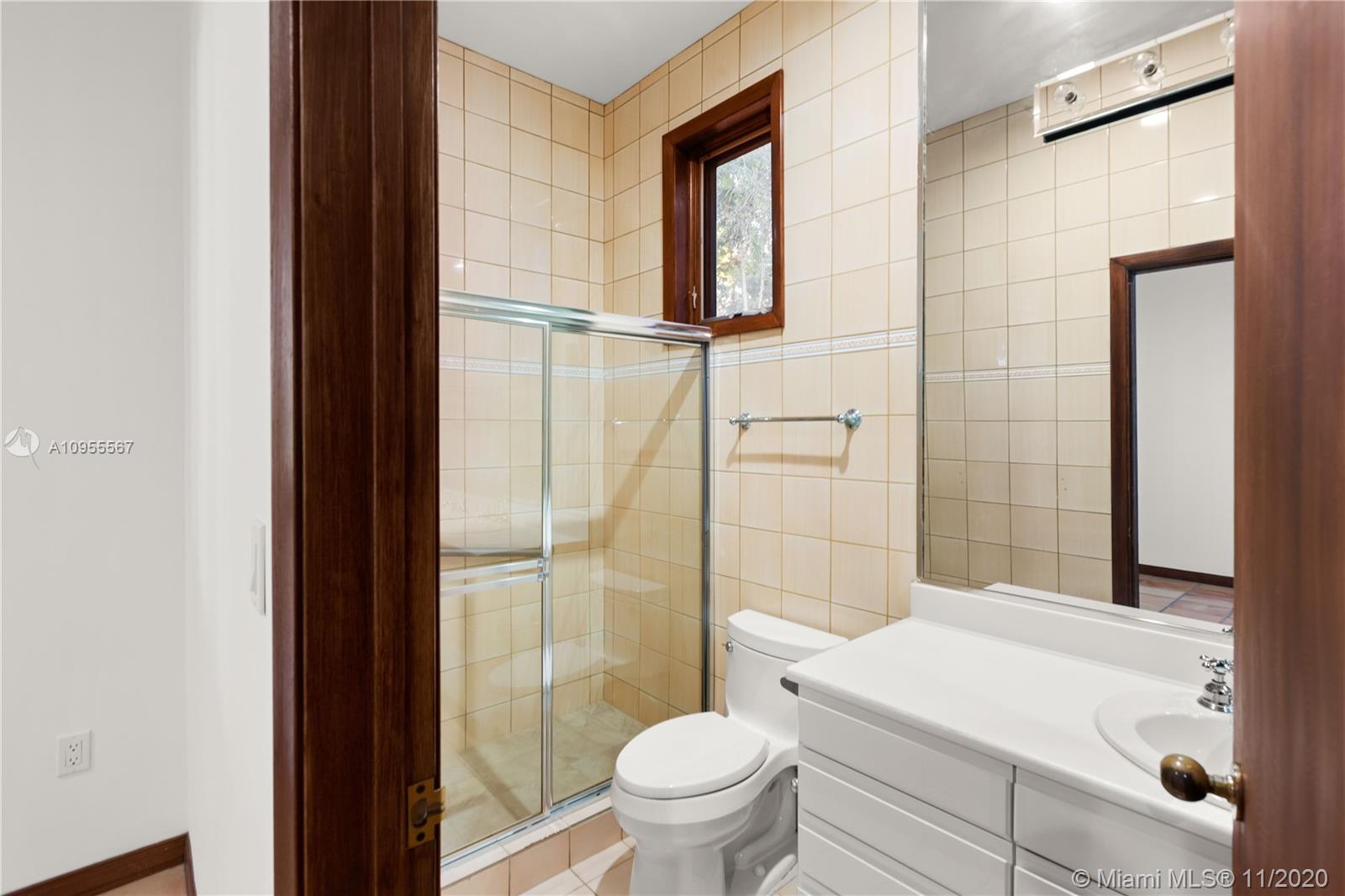 JOURNEYS END ESTATES - Residential