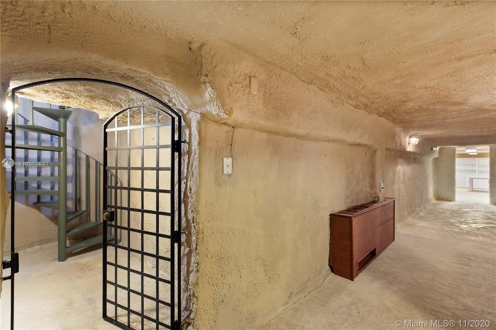 JOURNEYS END ESTATES - Residential