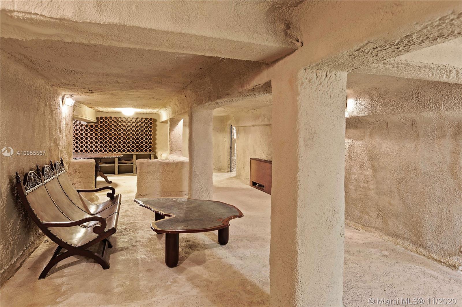 JOURNEYS END ESTATES - Residential