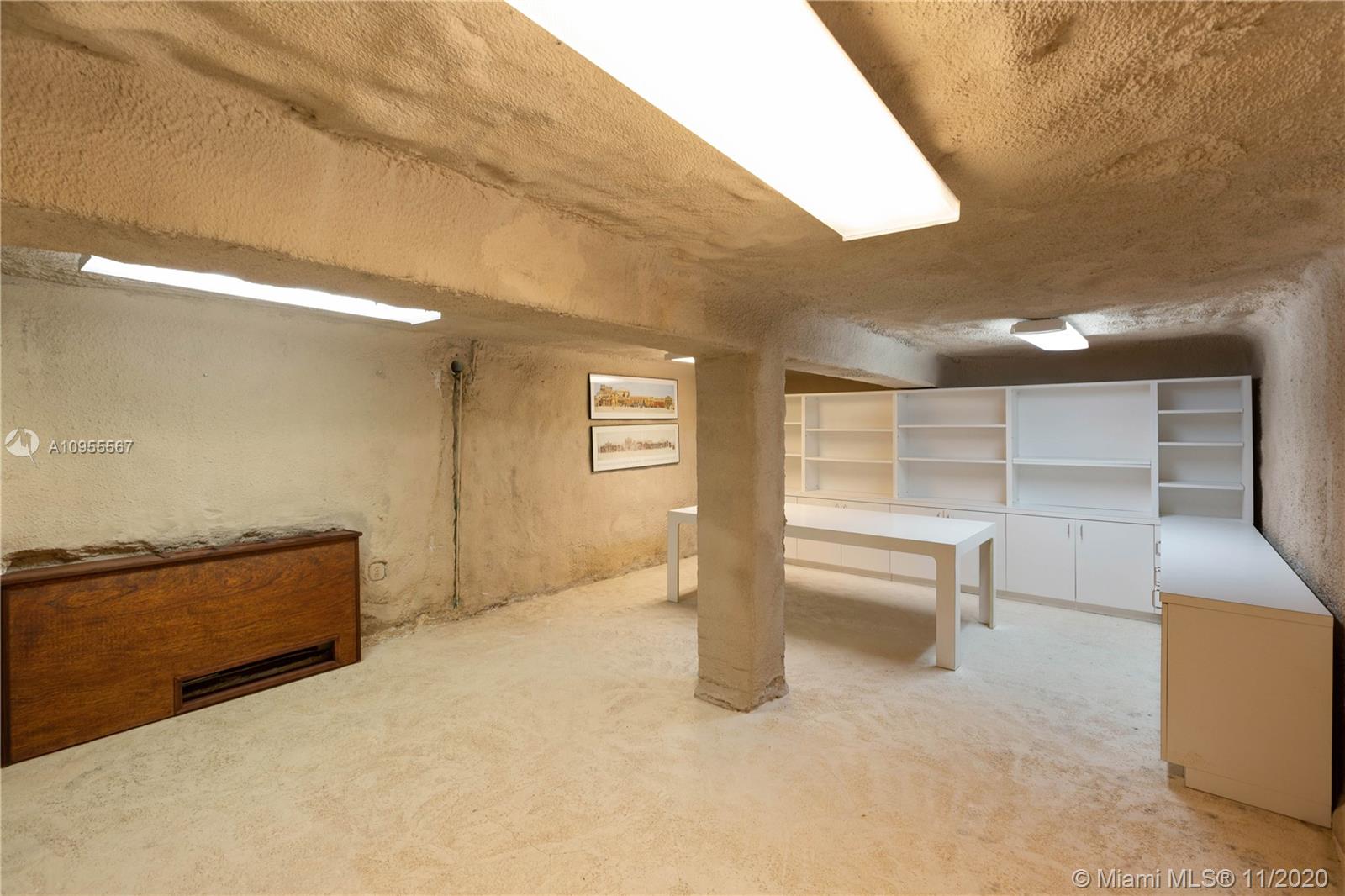 JOURNEYS END ESTATES - Residential