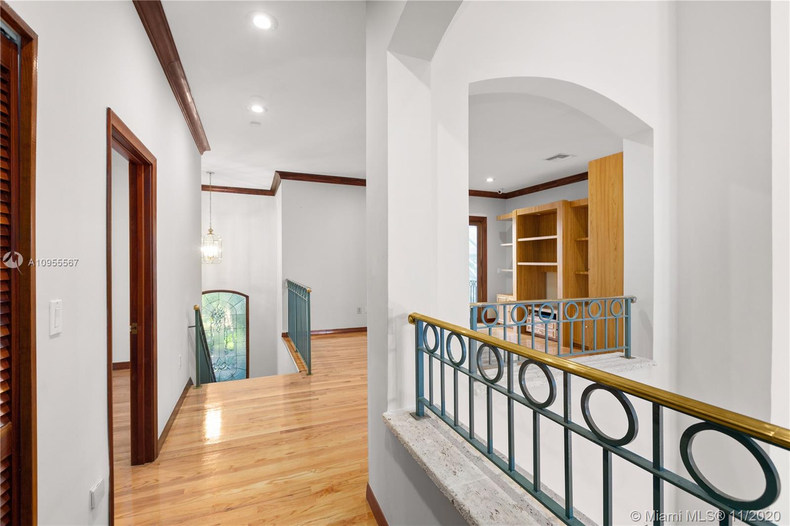 JOURNEYS END ESTATES - Residential