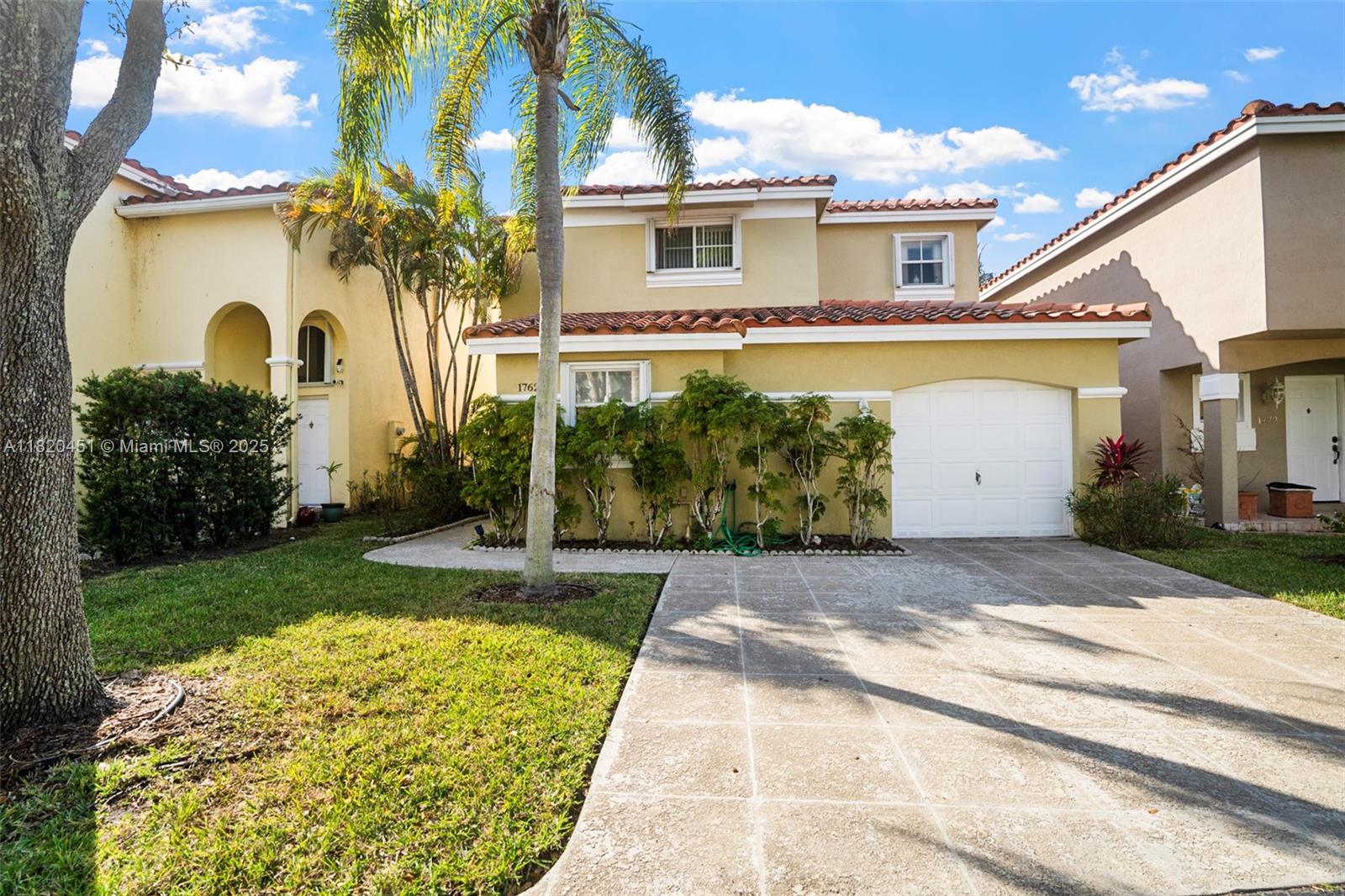 Property for Sale at 1762 E Trafalgar Cir, Hollywood, Broward County, Florida - Bedrooms: 4 
Bathrooms: 3  - $620,000
