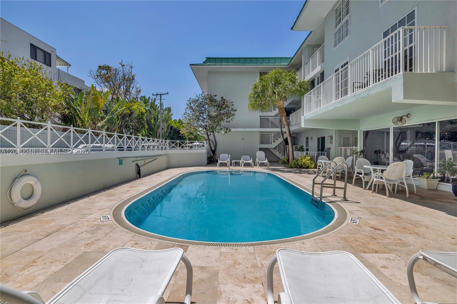 GOVERNORS LODGE ASSOC CON - Residential