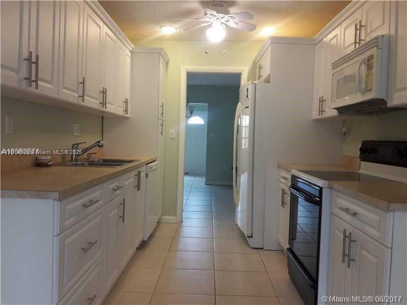3302 Farragut St 5A