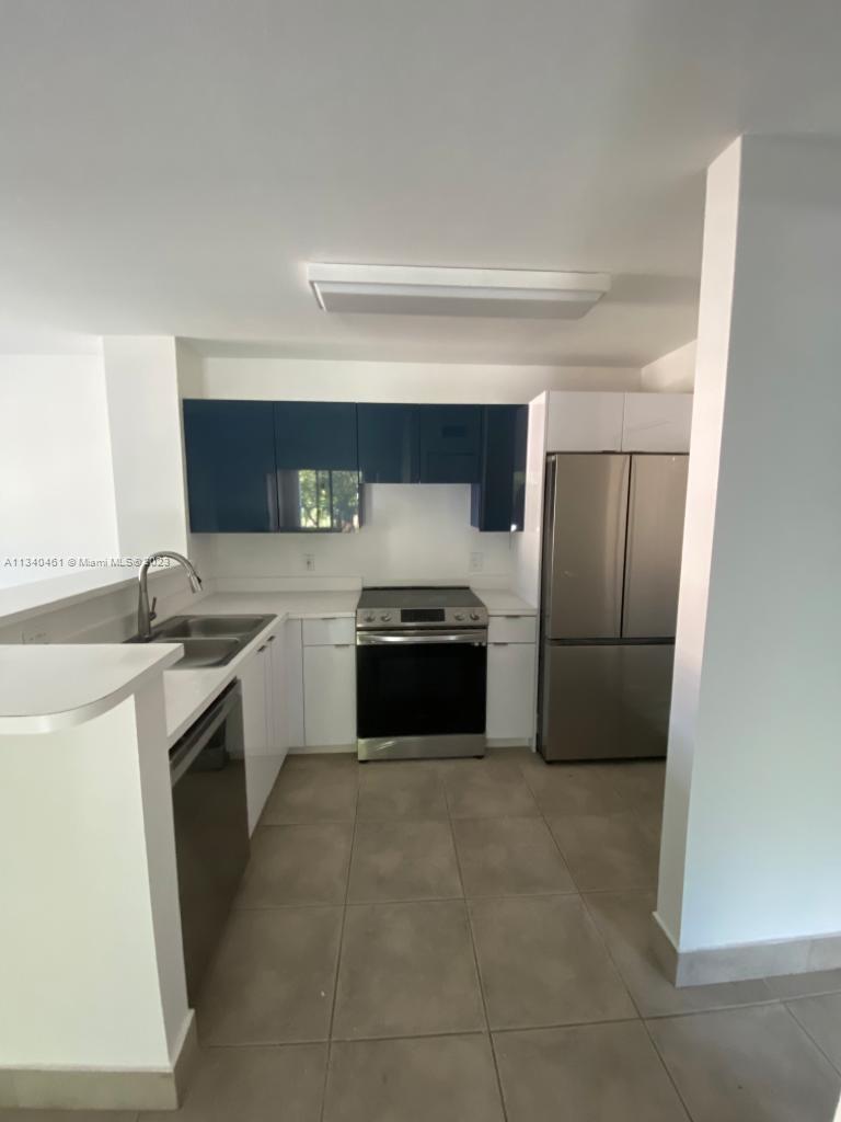 ST ANDREWS CONDO - Residential Lease