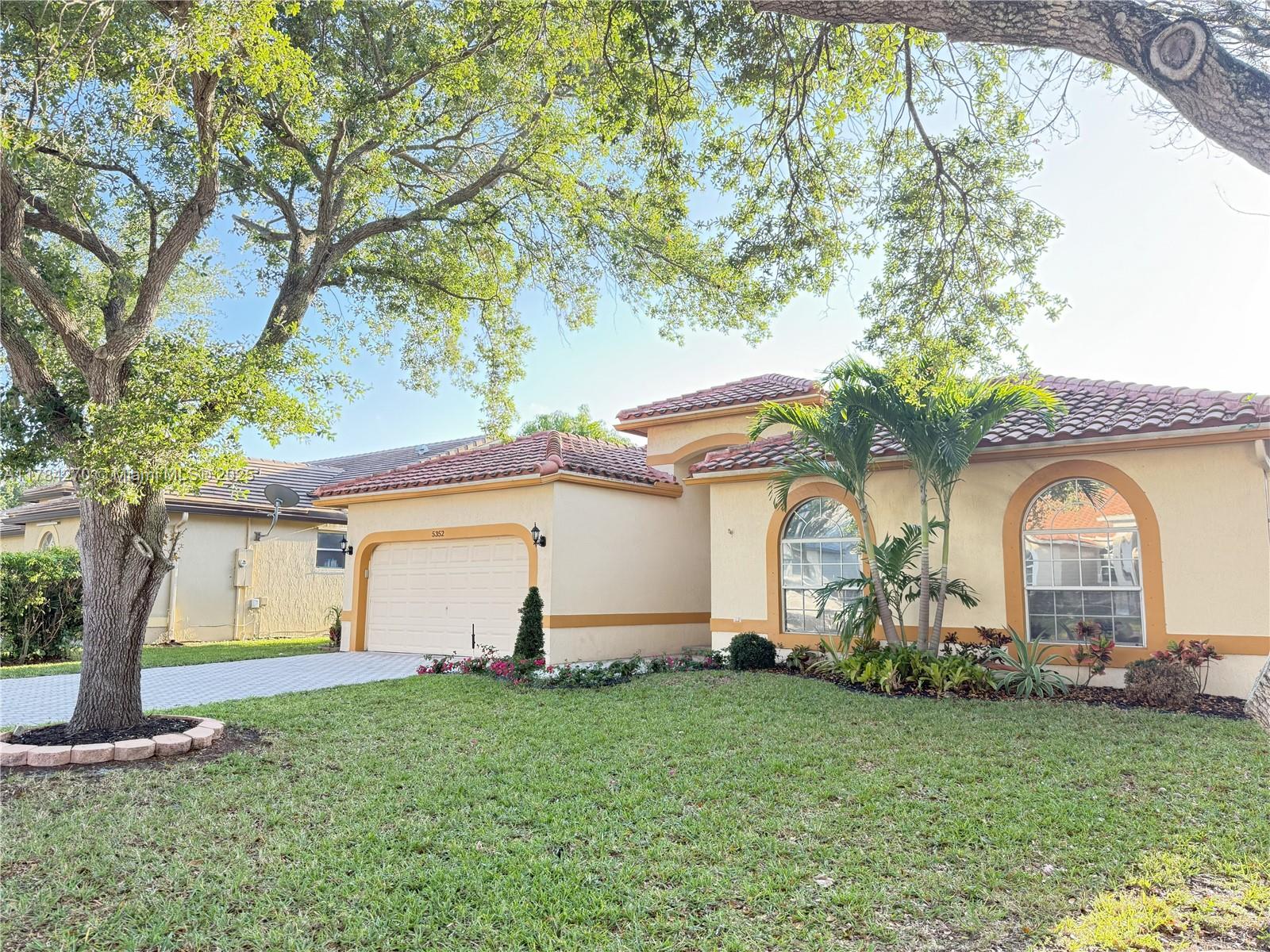 Property for Sale at 5352 Nw 57th Ter, Coral Springs, Broward County, Florida - Bedrooms: 4 
Bathrooms: 2  - $699,900