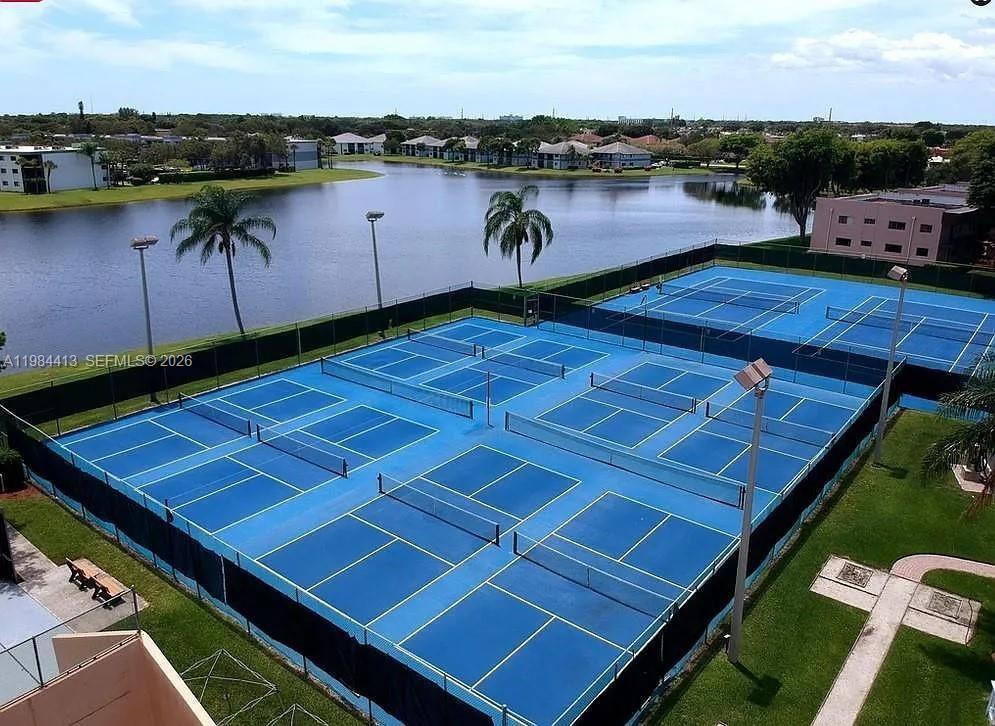 LAKES OF DELRAY - Residential