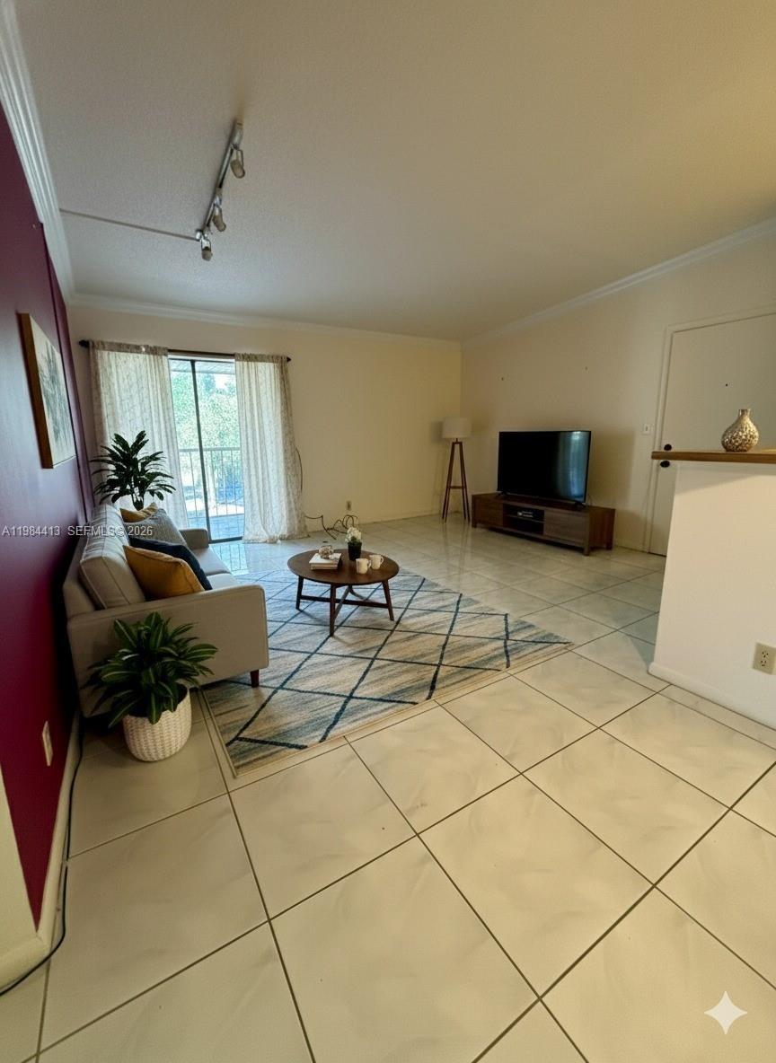 LAKES OF DELRAY - Residential