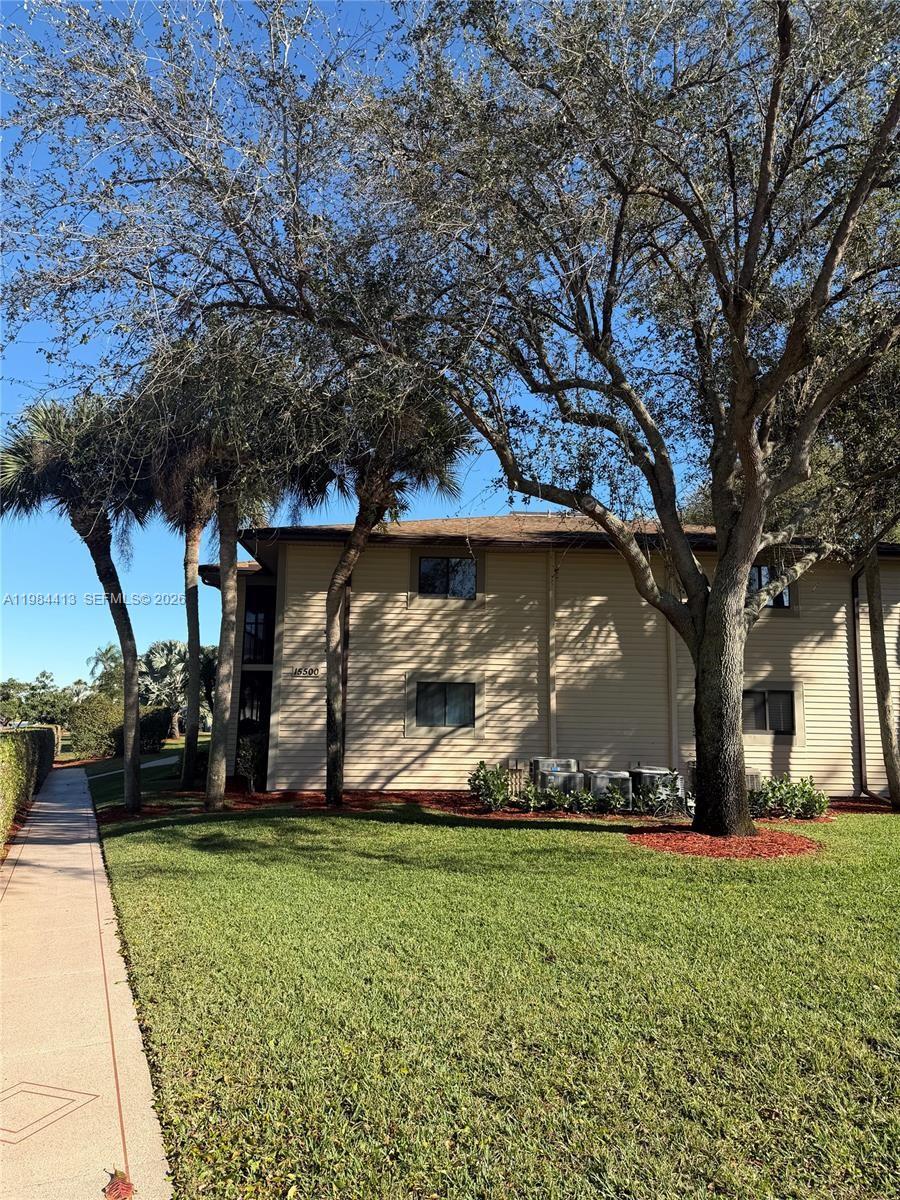 LAKES OF DELRAY - Residential