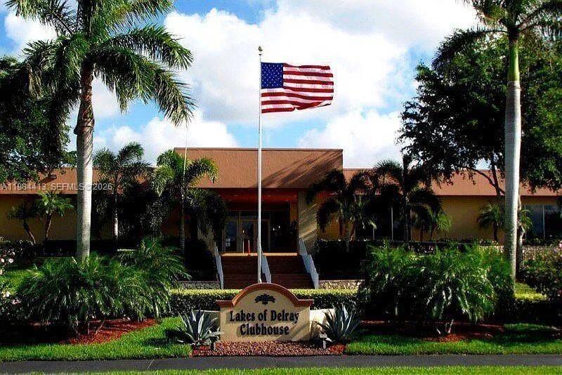 LAKES OF DELRAY - Residential