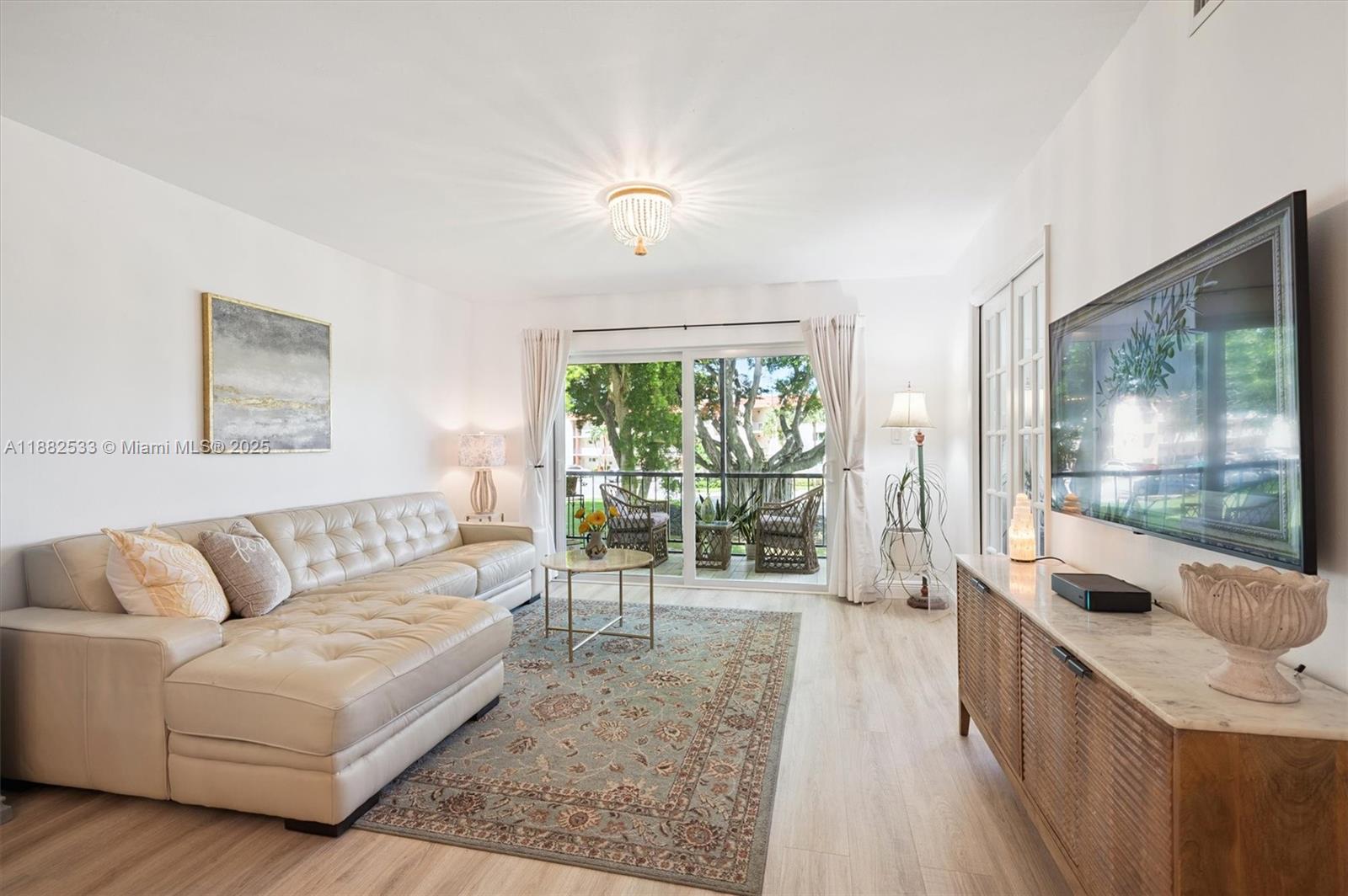 HOLLYBROOK GOLF AND Tennis - Residential