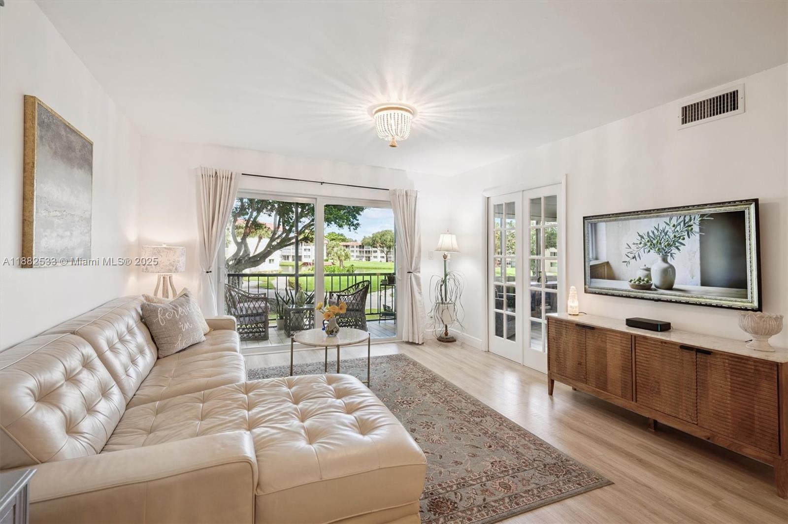 HOLLYBROOK GOLF AND Tennis - Residential