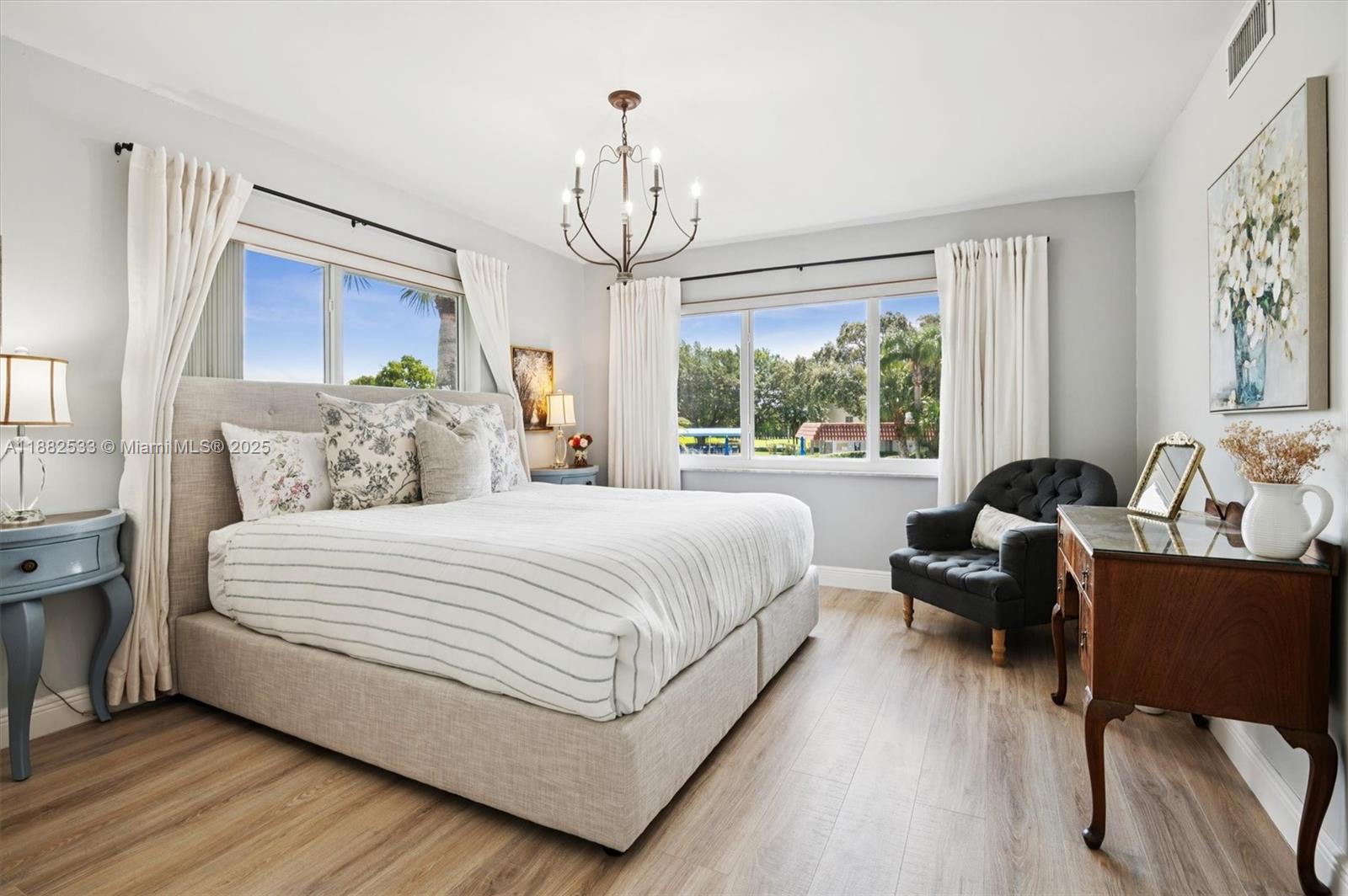 HOLLYBROOK GOLF AND Tennis - Residential