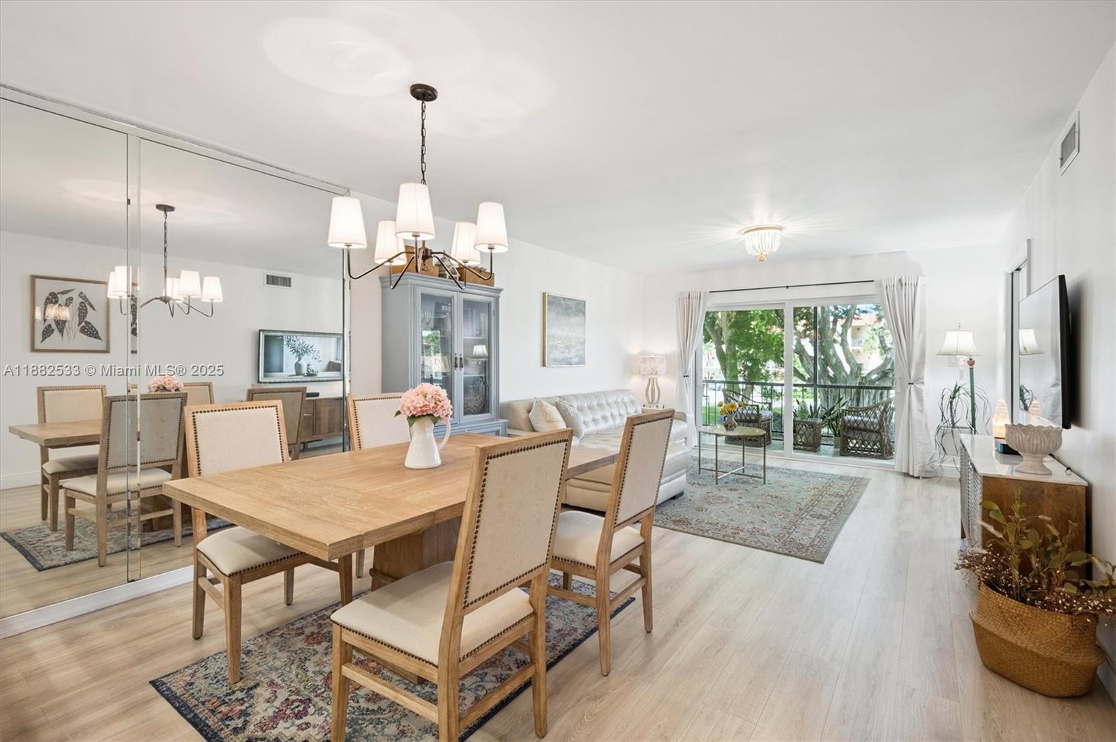 HOLLYBROOK GOLF AND Tennis - Residential