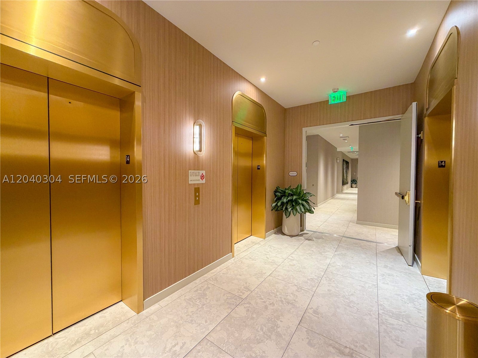 77 SE 5th St 4015