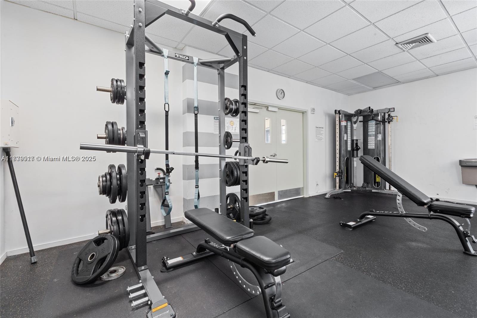 BAYVIEW TOWERS CONDO SOUT - Residential