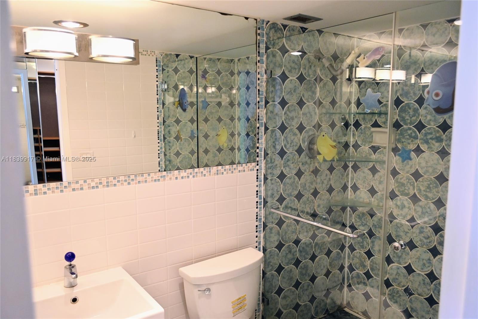 BAYVIEW TOWERS CONDO SOUT - Residential