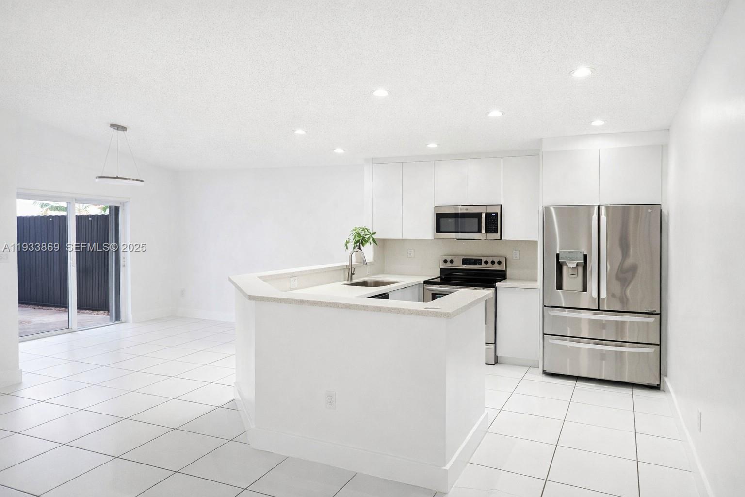 ARISTOTLE SUB PHASE IV - Residential