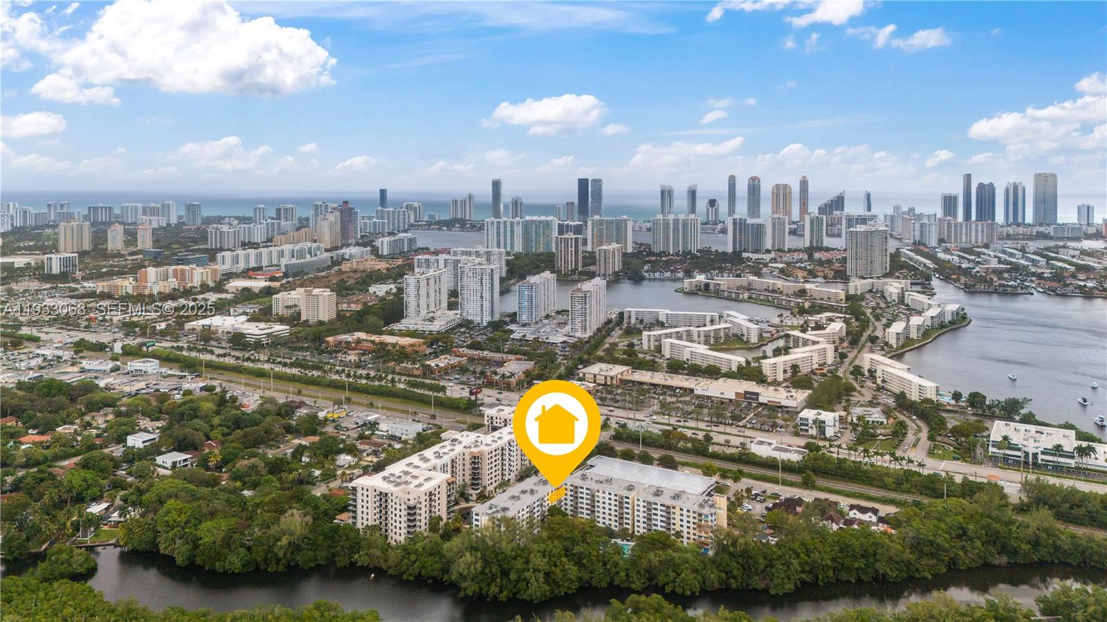 GREYNOLDS PARK CLUB CONDO - Residential