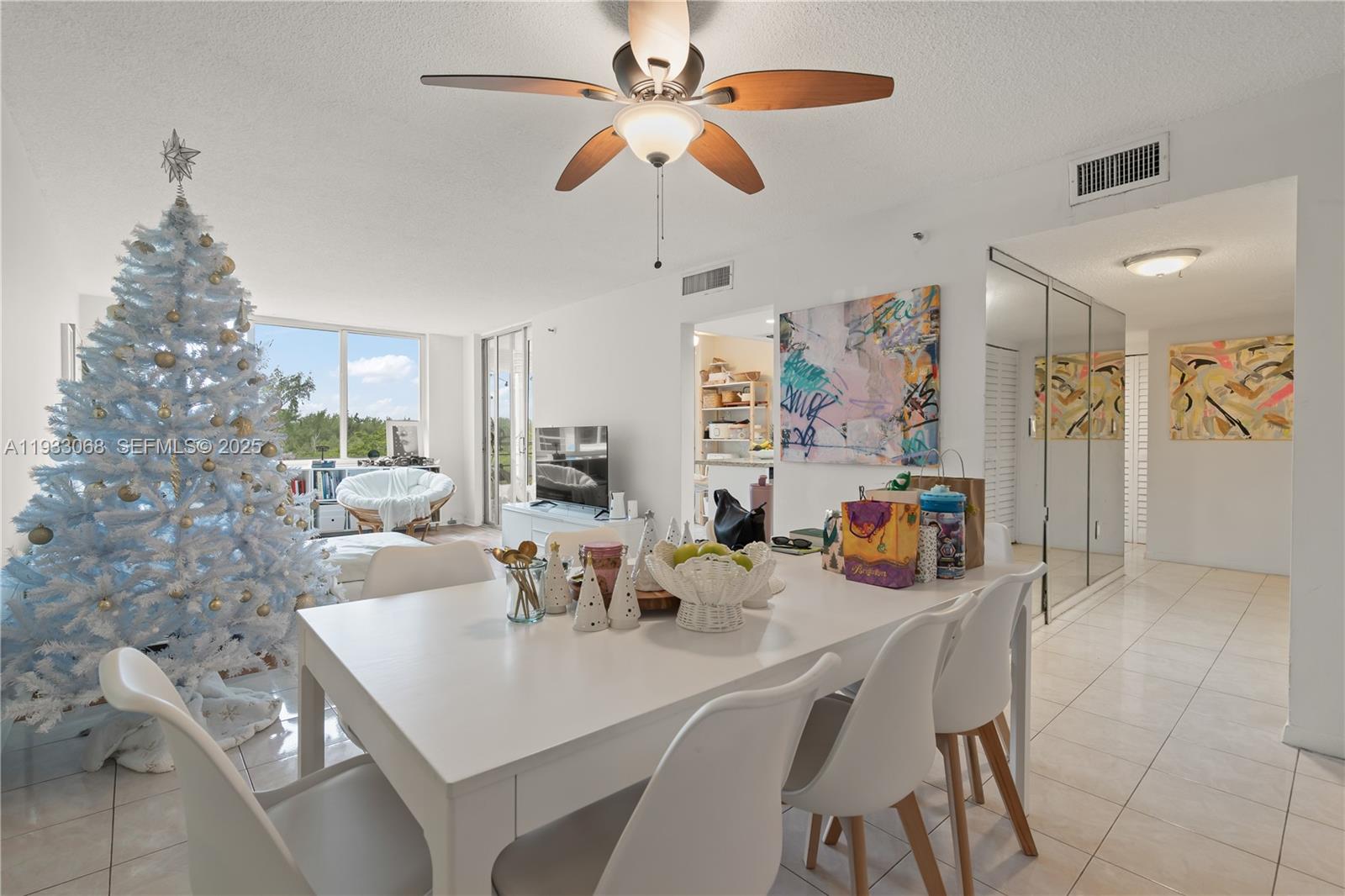 17890 W Dixie Hwy 614 Hwy 614