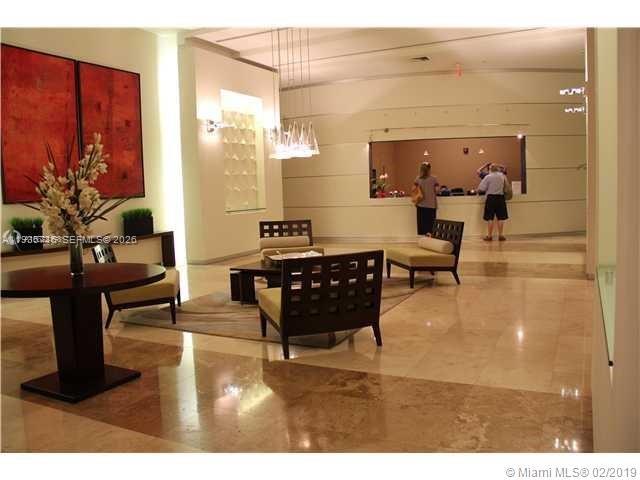 METROPOLIS II AT DADELAND - Residential