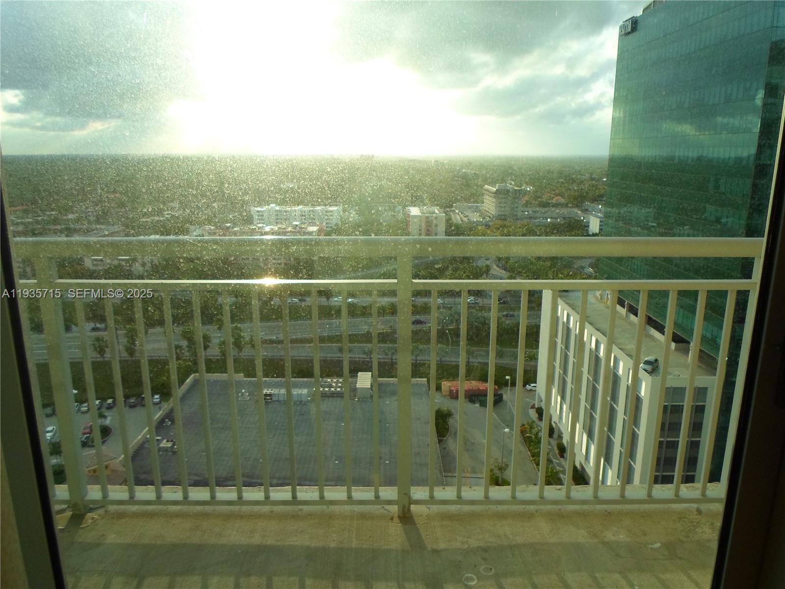 METROPOLIS II AT DADELAND - Residential