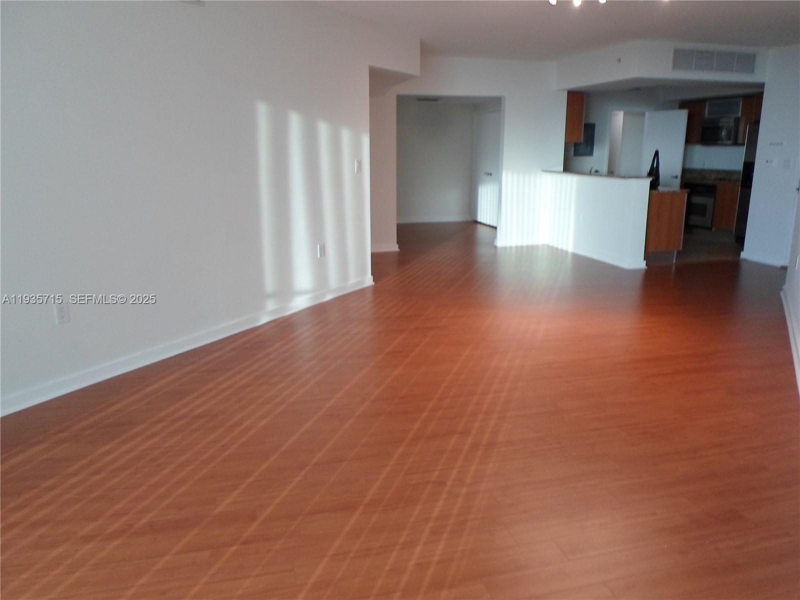 METROPOLIS II AT DADELAND - Residential