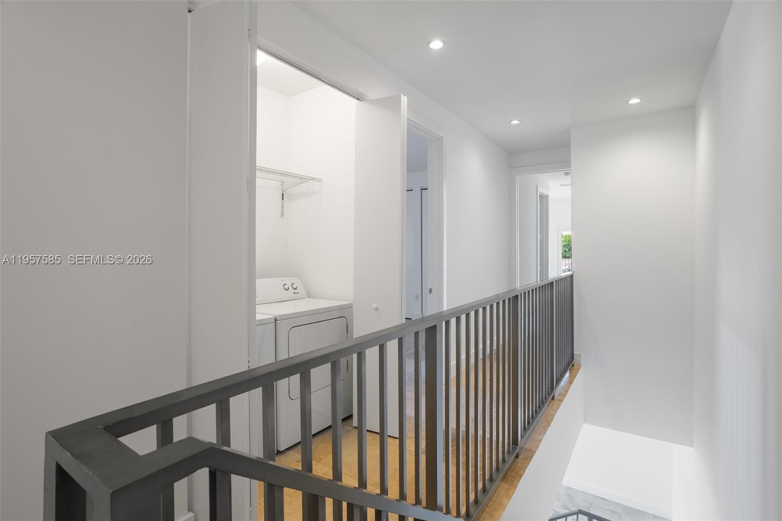 SILVER BLUFF GARDENS - Residential