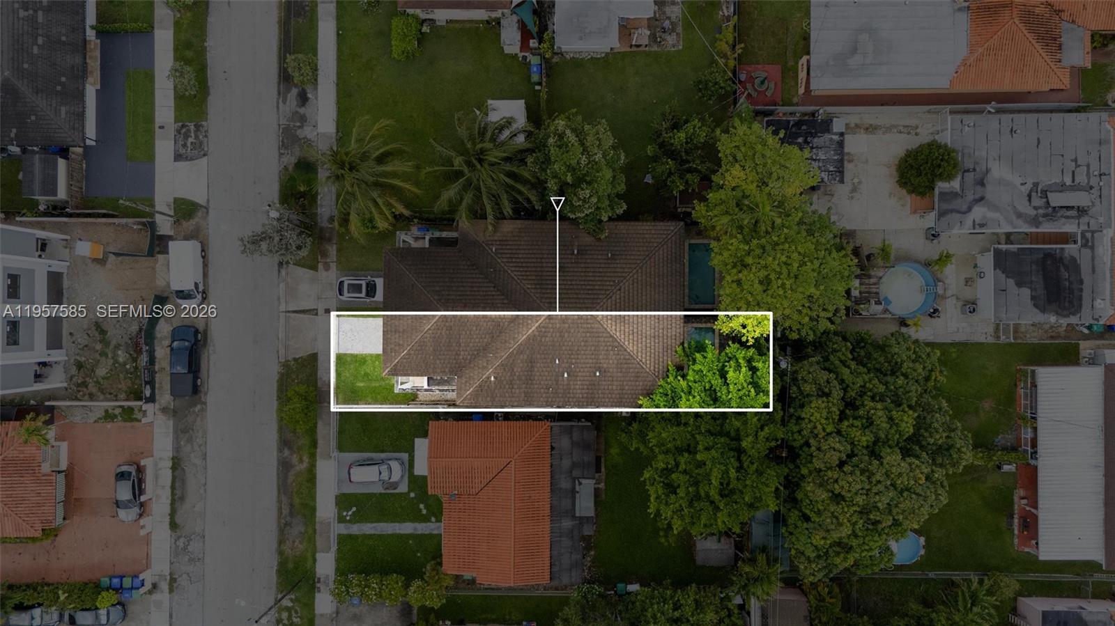 SILVER BLUFF GARDENS - Residential