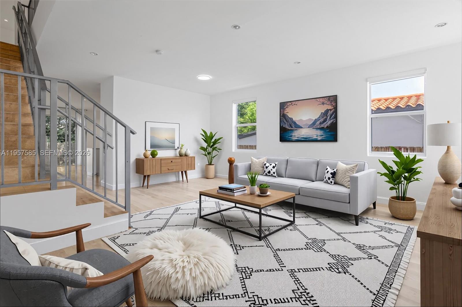 SILVER BLUFF GARDENS - Residential