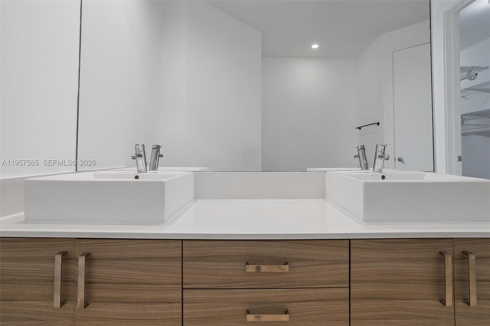 SILVER BLUFF GARDENS - Residential