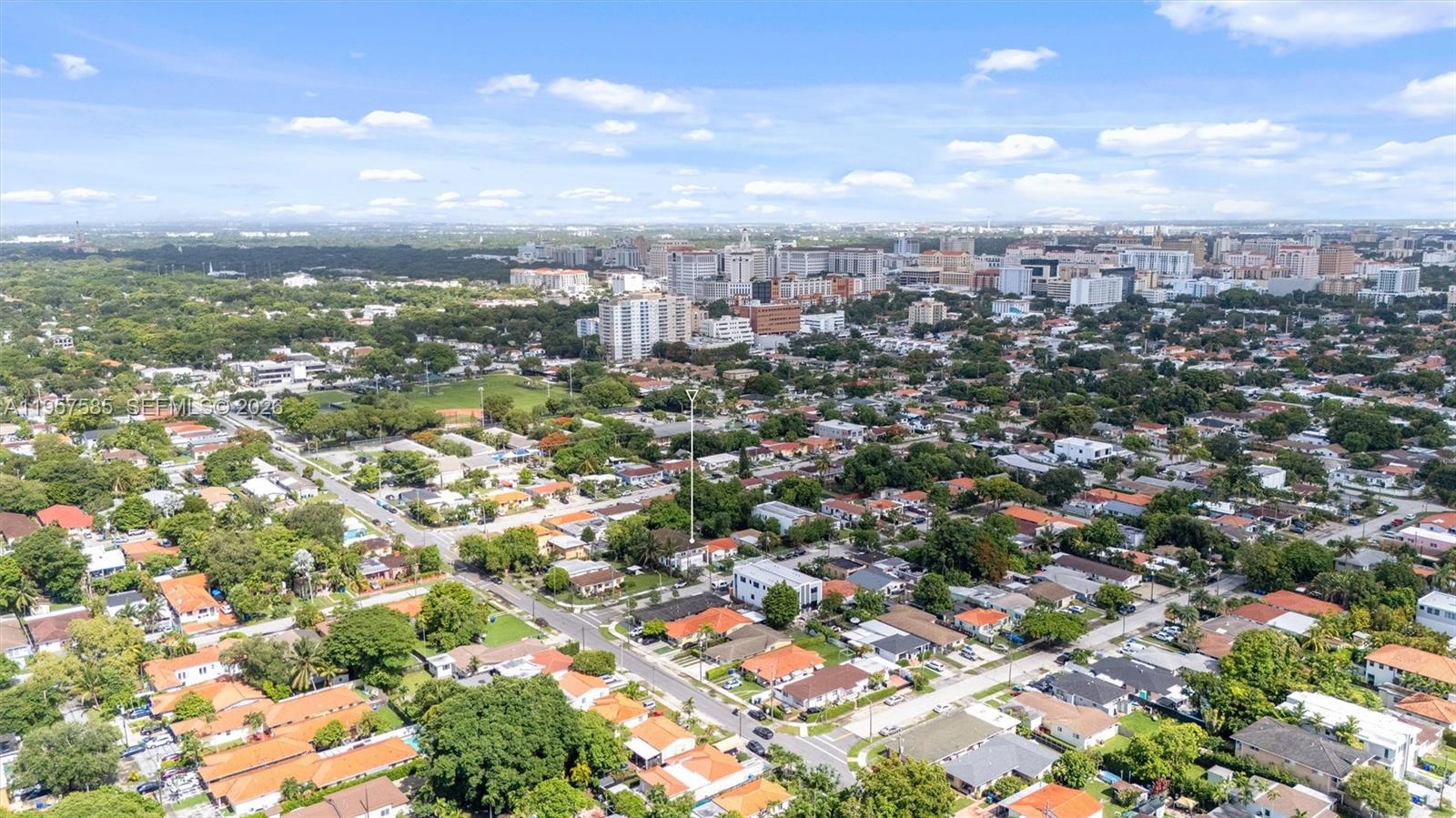 SILVER BLUFF GARDENS - Residential