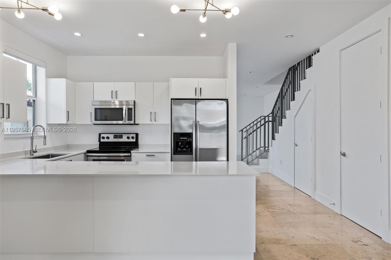 SILVER BLUFF GARDENS - Residential