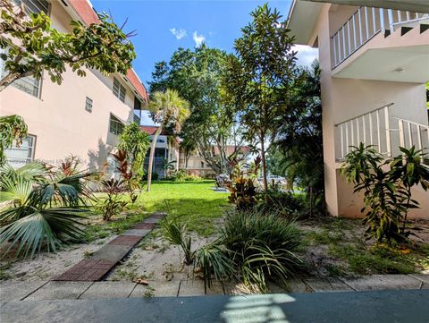 A home in Lauderdale Lakes