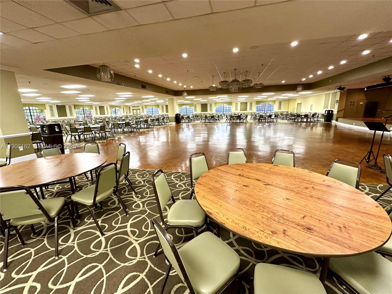 PRESTON AT CENTURY VILLAG - Residential