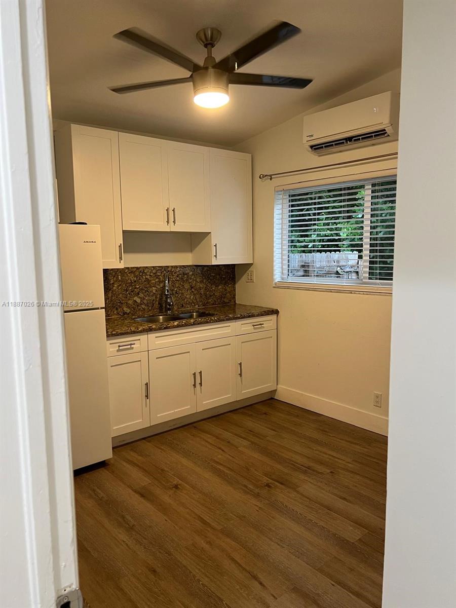 GOLF VIEW HEIGHTS - Residential Lease