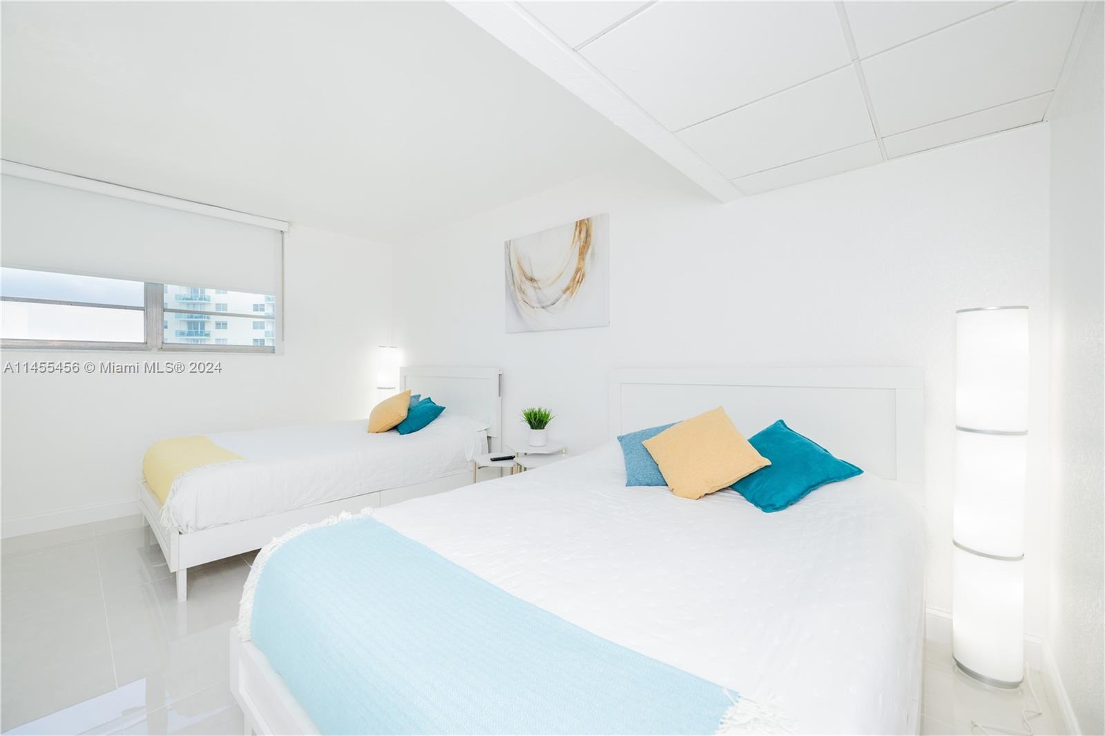 TIDES ON HOLLYWOOD BEACH - Residential Lease