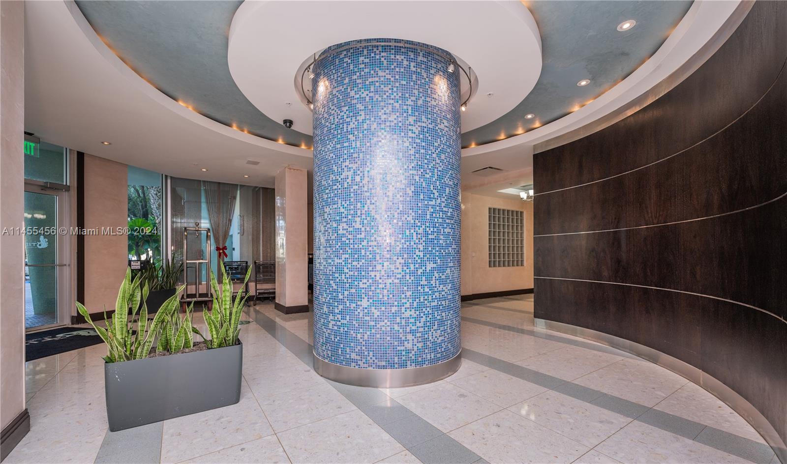 TIDES ON HOLLYWOOD BEACH - Residential Lease