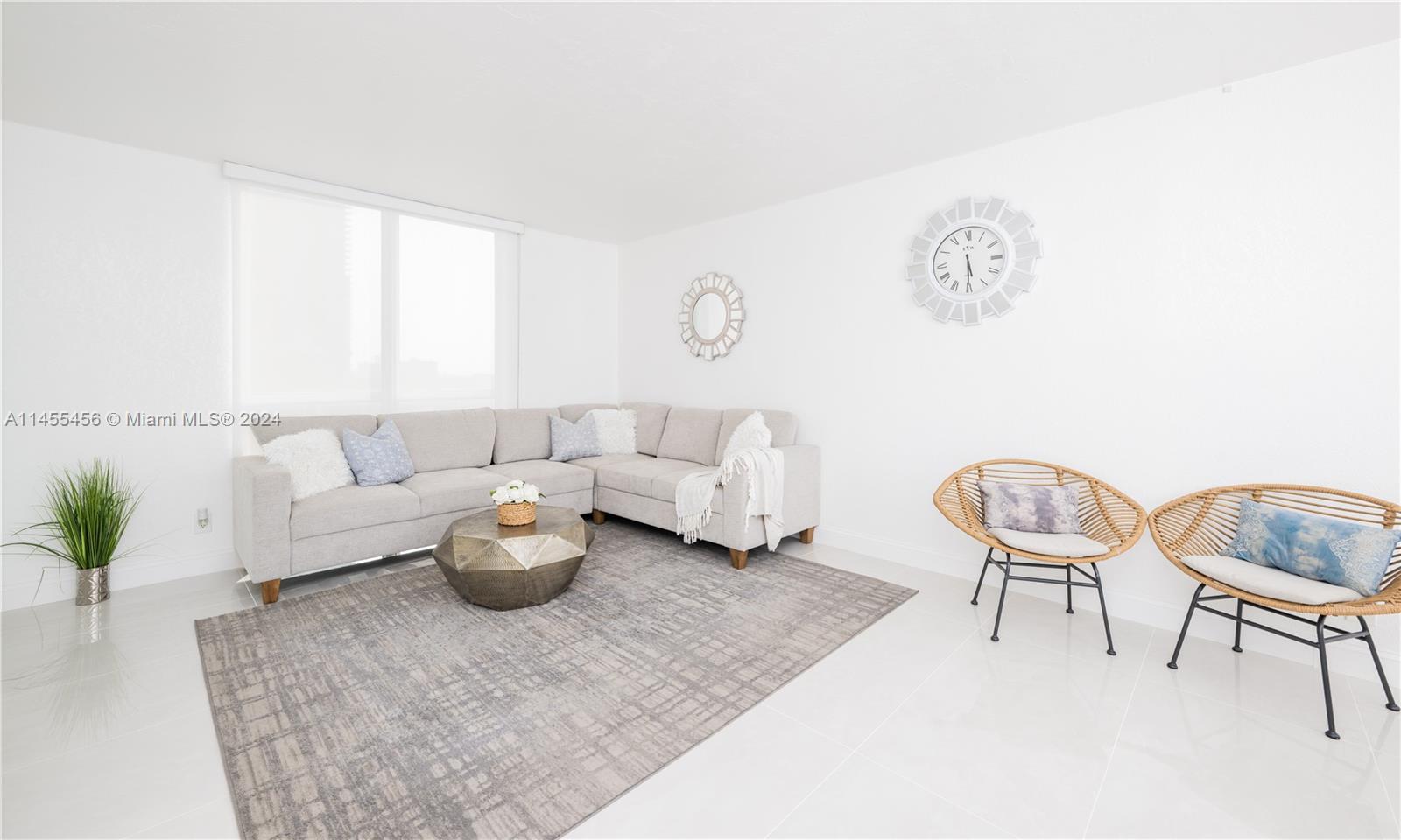 TIDES ON HOLLYWOOD BEACH - Residential Lease