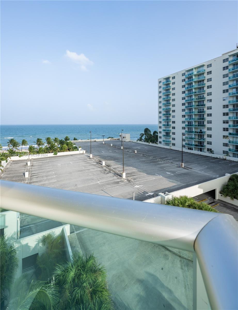 TIDES ON HOLLYWOOD BEACH - Residential Lease