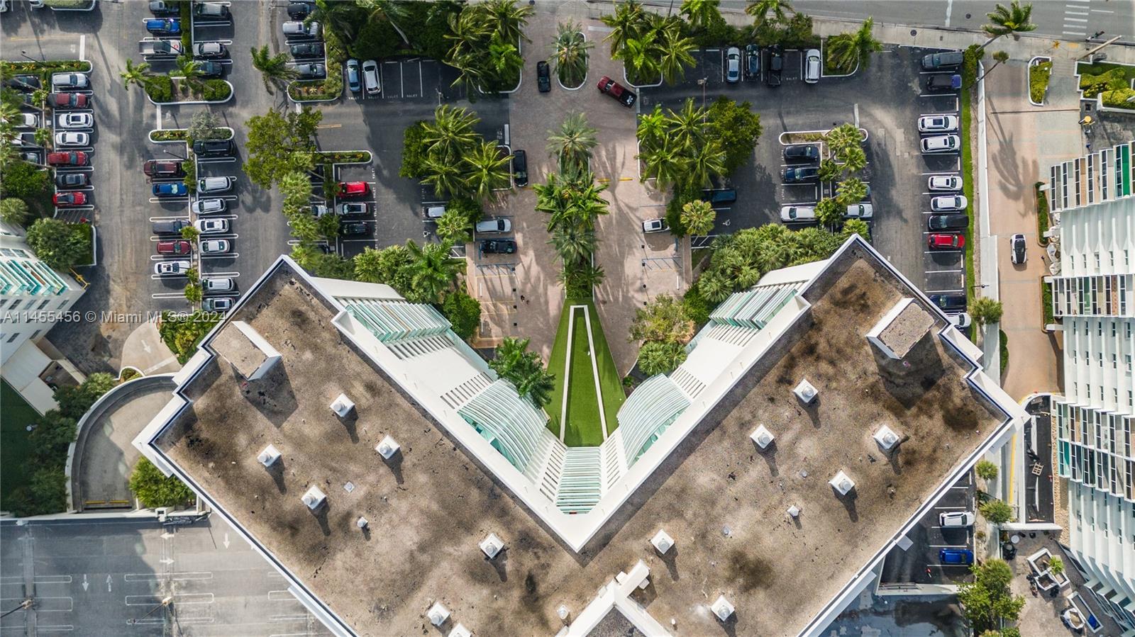 TIDES ON HOLLYWOOD BEACH - Residential Lease