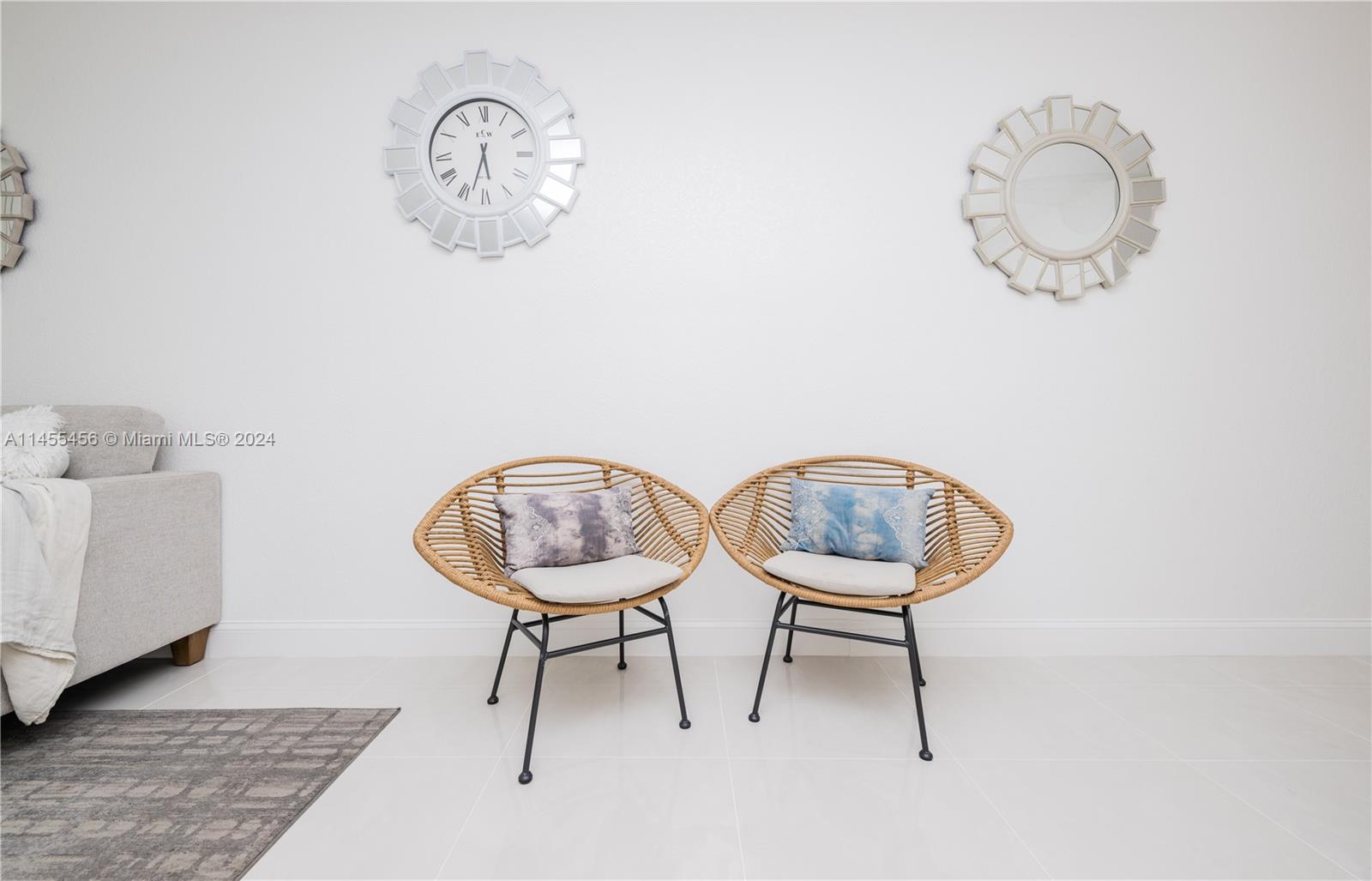 TIDES ON HOLLYWOOD BEACH - Residential Lease