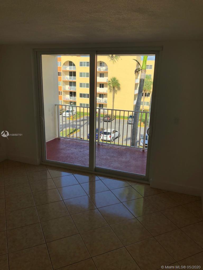 CORAL GATE WEST CONDO - Residential