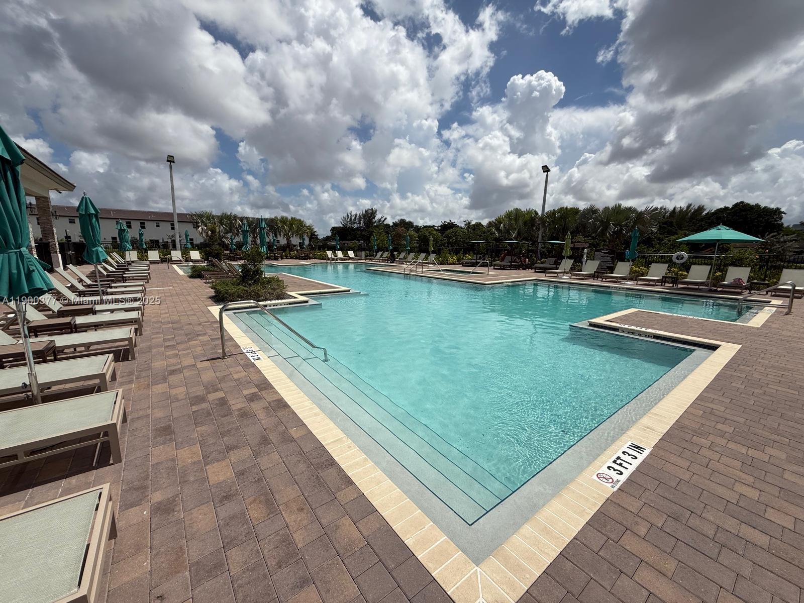 GOLF PARK SEC 1 - Residential