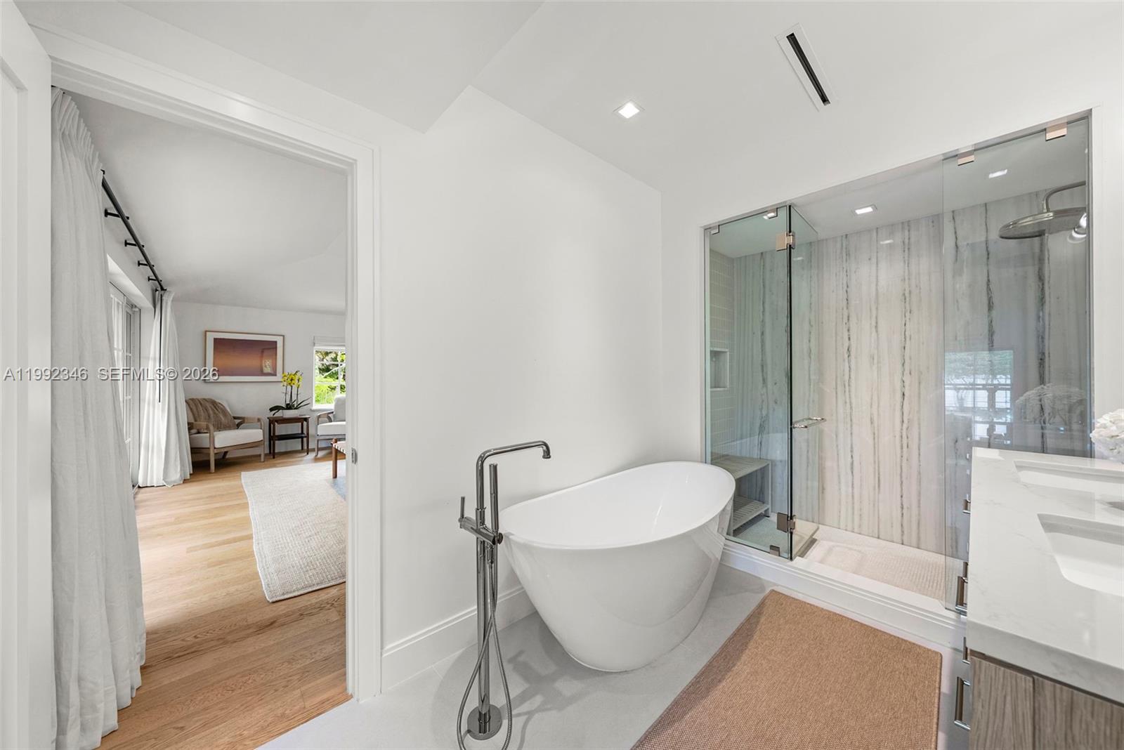 DI LIDO ISLAND - Residential