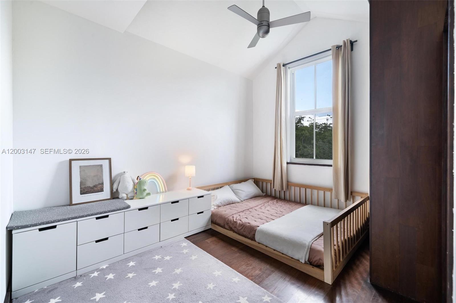 FRENCH VILLAGE IN THE GRO - Residential